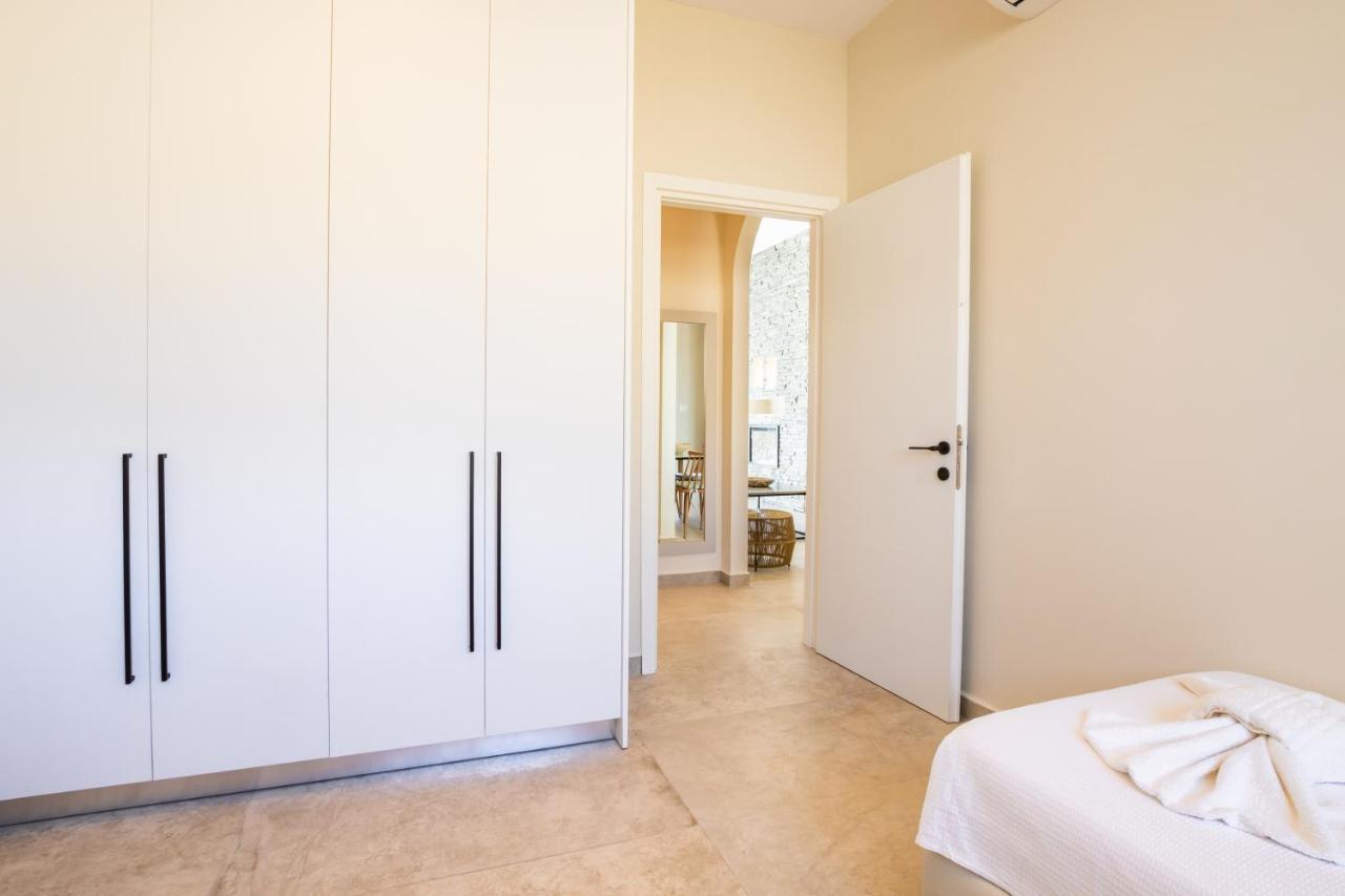 Euphoria Suites Lakki  Luaran gambar